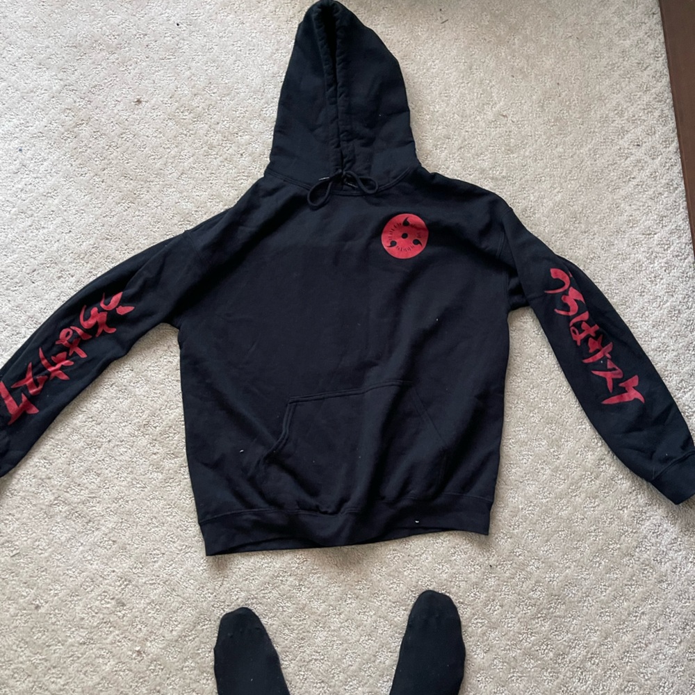 Black Sausake Pullover Hoodie